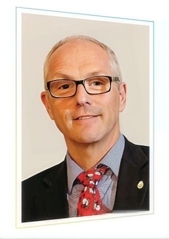 Vincent Guyonnet, DVM, Ph.D., is a consultant to the poultry sector with a focus on international development.